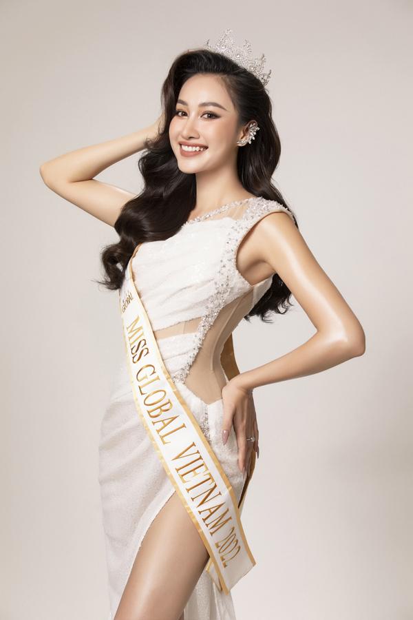 Nhan sắc Hoa khôi miền Trung dự thi Miss Global 2022 - Ảnh 2. Nhan sắc Hoa khôi miền Trung dự thi Miss Global 2022 - Ảnh 2.
