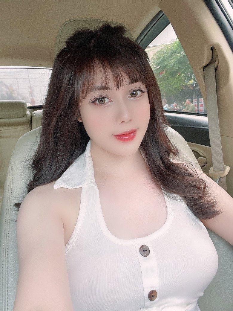 Bắt bài tút sắc của cô giáo gợi cảm nhất giảng đường Âu Hà My, mặt baby trẻ hơn sinh viên - Ảnh 8.
