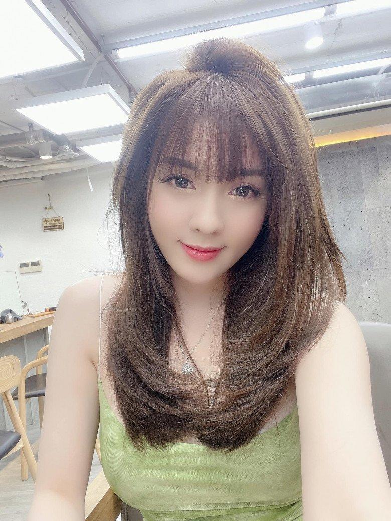 Bắt bài tút sắc của cô giáo gợi cảm nhất giảng đường Âu Hà My, mặt baby trẻ hơn sinh viên - Ảnh 5.