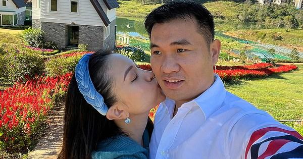 MC Vân Hugo lần đầu khoe ảnh cận mặt con gái mới sinh: Giống bố y chang, nhất là tai và cằm - Ảnh 4. MC Vân Hugo lần đầu khoe ảnh cận mặt con gái mới sinh: Giống bố y chang, nhất là tai và cằm - Ảnh 4.