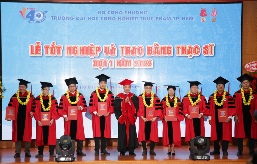Trường ĐH Công nghiệp Thực phẩm TP.HCM có thêm 6 chương trình đào tạo đạt chuẩn kiểm định  ảnh 2