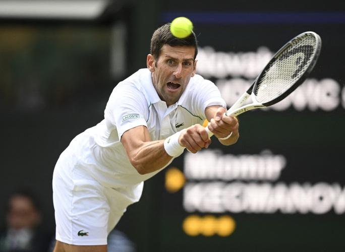 Tài năng trẻ Tây Ban Nha vào vòng 4 Wimbledon 2022, chờ đại chiến Djokovic - Ảnh 1.