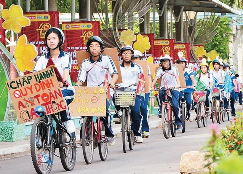 Xóa 'điểm đen' trước cổng trường ảnh 1