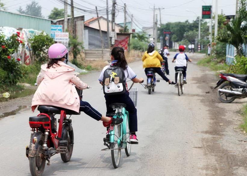 Xóa 'điểm đen' trước cổng trường ảnh 2