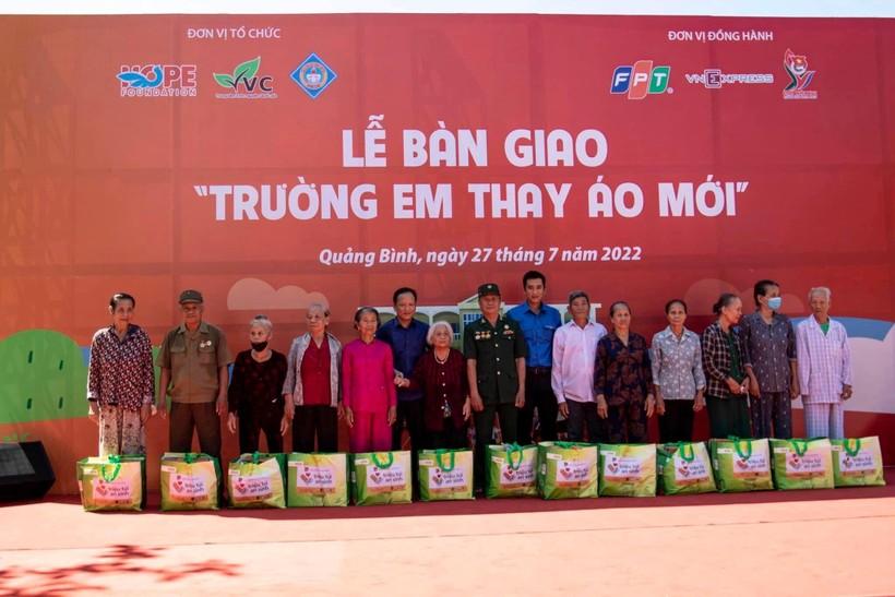 Quảng Bình: Nhiều trường học thay 'áo mới' trước ngày khai giảng ảnh 2