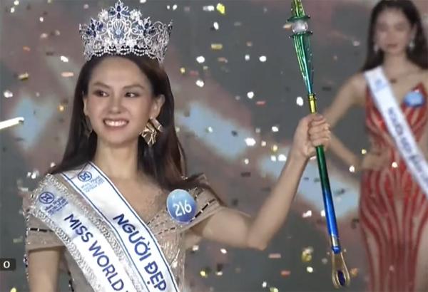 Thân thế lẫn thành tích học tập "không phải dạng vừa" của tân Miss World Việt Nam 2022 - Huỳnh Nguyễn Mai Phương - Ảnh 4.