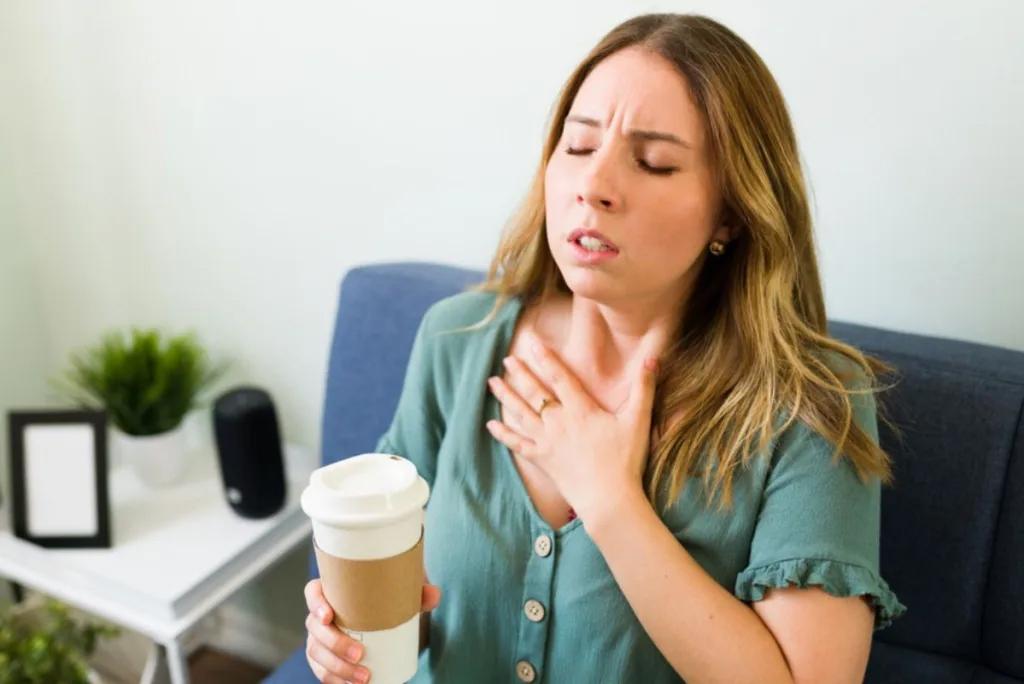 5 dấu hiệu cảnh báo bạn sắp bị một cơn đau tim "tấn công" - Ảnh 2.
