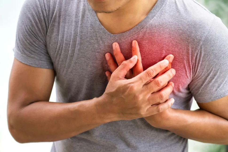 5 dấu hiệu cảnh báo bạn sắp bị một cơn đau tim "tấn công" - Ảnh 1.