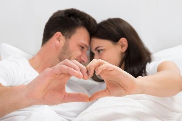 Quan hệ tình dục qua điện thoại có gây hại cho sức khỏe? - Ảnh 2. Quan hệ tình dục qua điện thoại có gây hại cho sức khỏe? - Ảnh 2.