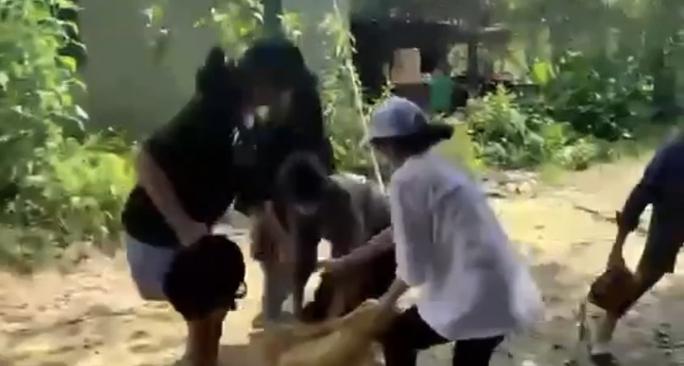 Bạo lực học đường: Bao giờ chấm dứt? - Ảnh 1. Bạo lực học đường: Bao giờ chấm dứt? - Ảnh 1.