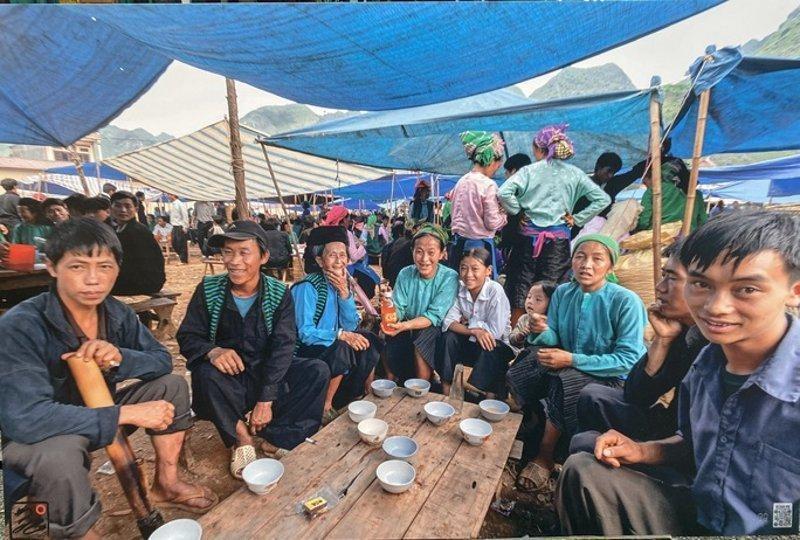 Vẻ đẹp chợ phiên Đồng Văn đến với công chúng thành phố Hồ Chí Minh ảnh 1