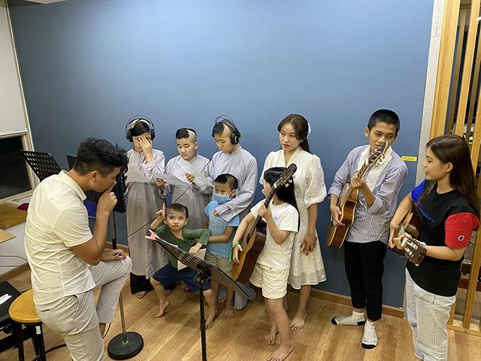 Cuộc sống các con Phi Nhung ra sao sau 1 năm mẹ qua đời? - Ảnh 12.