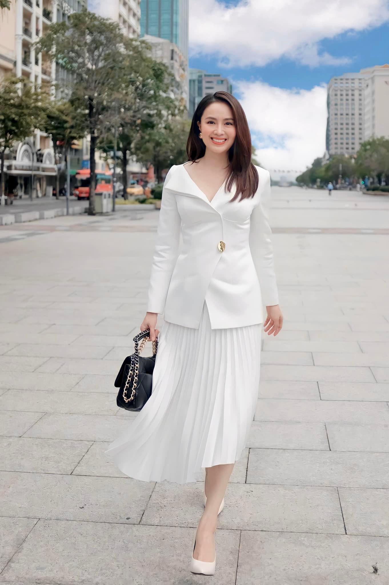Hai 'ngọc nữ' sở hữu gương mặt đẹp nhất truyền hình Việt - Ảnh 12.