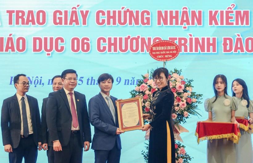 Trường Đại học Điện lực công bố chứng nhận kiểm định chất lượng ảnh 4