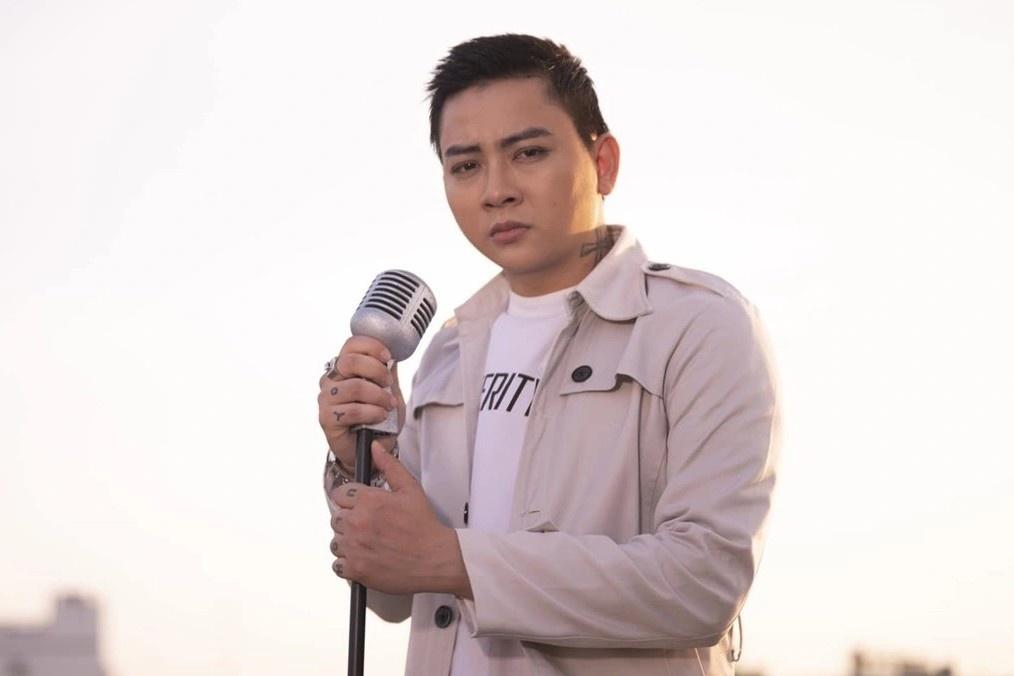 Lý do Hoài Lâm vẫn gây tranh luận dù đã từ bỏ showbiz - Ảnh 3. Lý do Hoài Lâm vẫn gây tranh luận dù đã từ bỏ showbiz - Ảnh 3.