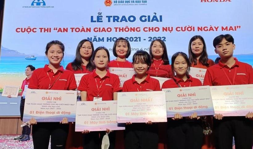 Cô giáo dạy Giáo dục Công dân chia sẻ bí kíp để học sinh thích môn 'phụ' ảnh 5