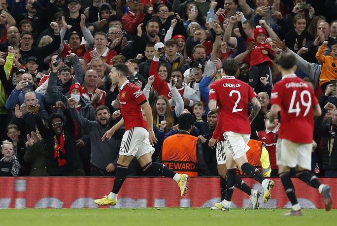 Ronaldo ghi bàn trở lại, Man United thắng đậm tí hon Sheriff - Ảnh 2.