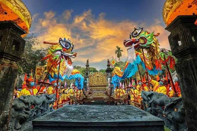 Festival Tràng An tôn vinh và quảng bá di sản văn hóa - Ảnh 2.