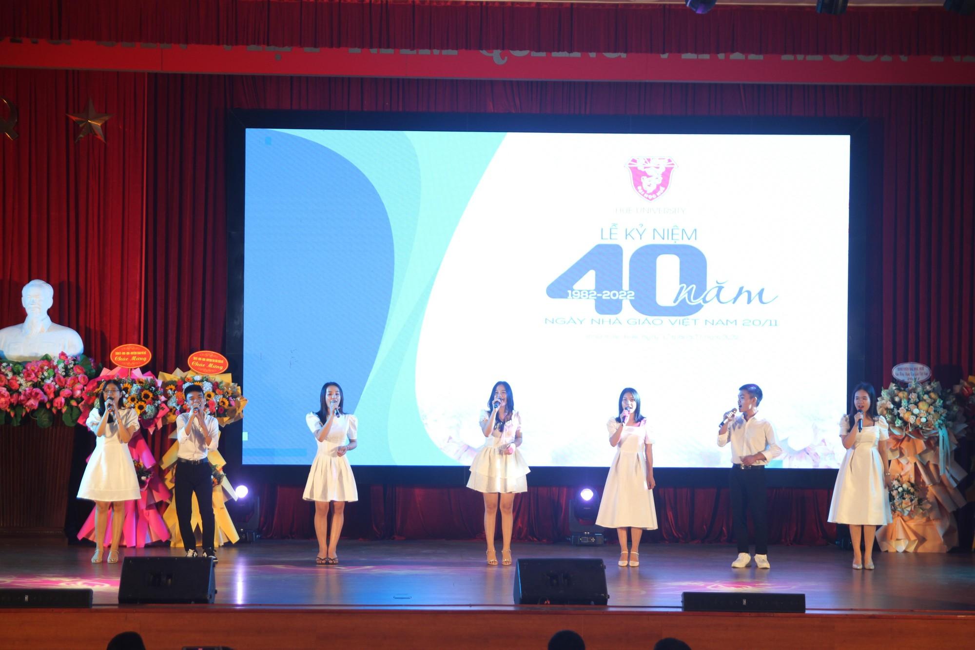 Đại học Huế khen thưởng các Nhà giáo tiêu biểu giai đoạn 2017 - 2022 ảnh 4