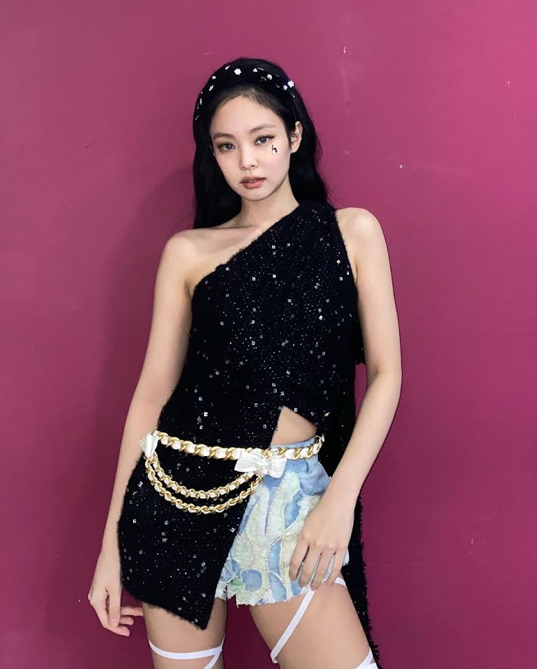 BLACKPINK Jennie và phong cách thời trang 'chất lừ' ảnh 4