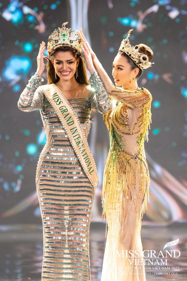 Người đẹp Brazil - đương kim Miss Grand nói gì khi bị so với Nguyễn Thúc Thùy Tiên? - Ảnh 5.