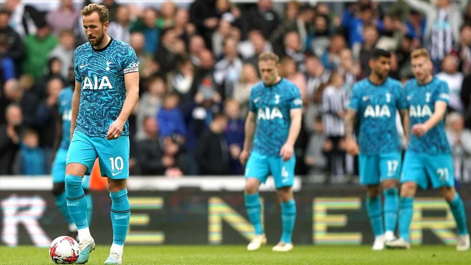 Tottenham thua 1-6 Newcastle: Cuối cùng Conte đã đúng!