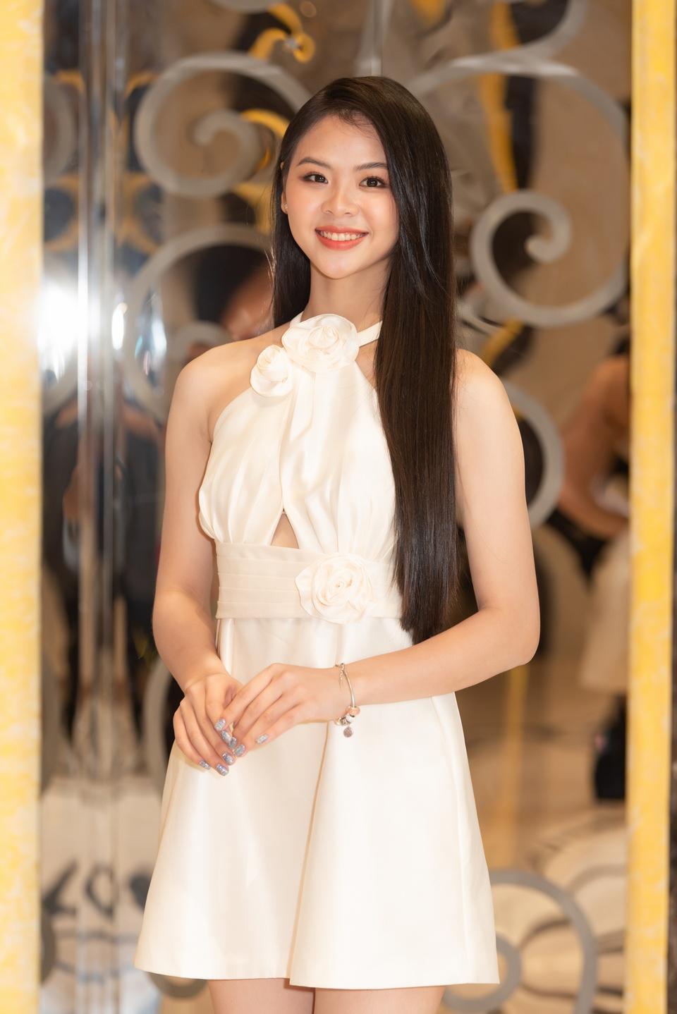 Soi nhan sắc Hoa khôi bóng chuyền và 46 người đẹp vào chung khảo Miss World Vietnam 2023 - Ảnh 3.