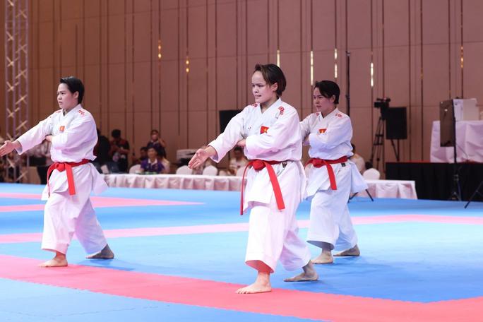 Nhật ký SEA Games 32 ngày 6-5: Karate Việt Nam mang về 2 HCV liên tiếp - Ảnh 10.