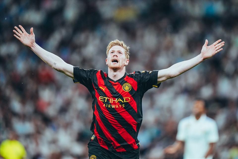 Siêu phẩm của De Bruyne giúp Man City cầm hòa Real Madrid