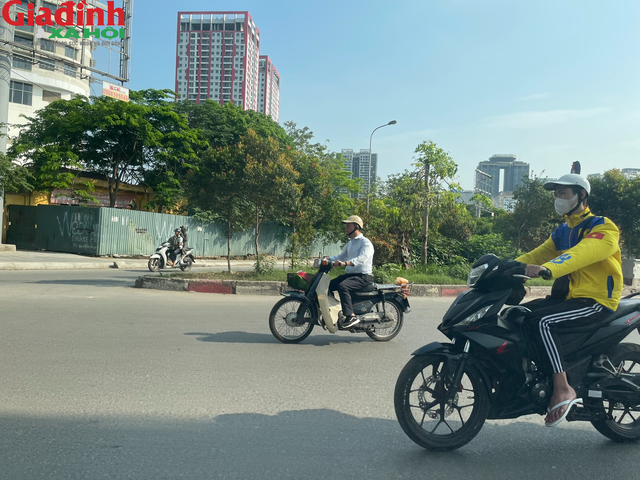 Thời tiết hôm nay 15/5: Bắc Bộ, Trung Bộ đón nắng nóng trở lại, Nam Bộ bắt đầu vào mùa mưa - Ảnh 2.