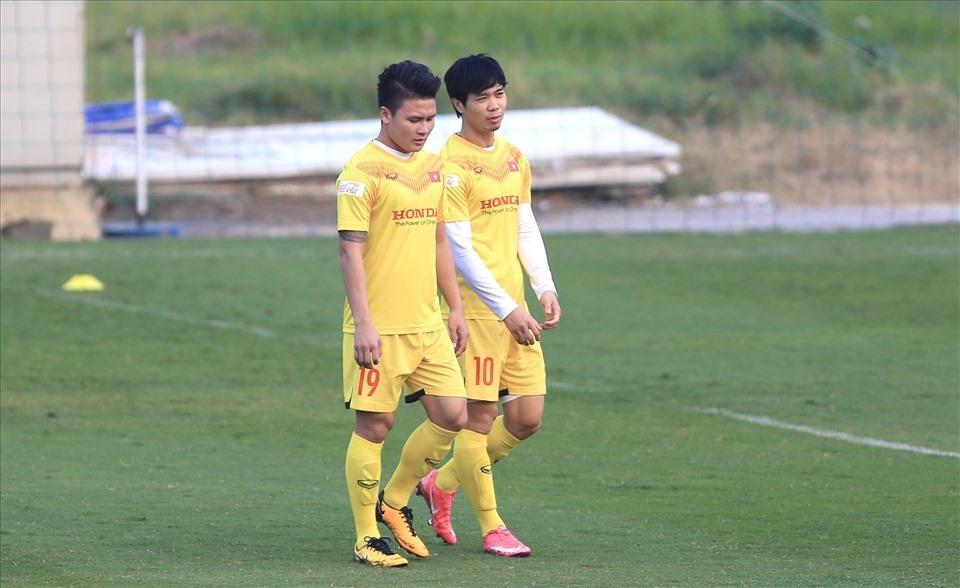Quang Hải và Công Phượng được huấn luyện viên Troussier triệu tập trong đợt tập trung này. Ảnh: Minh Dân
