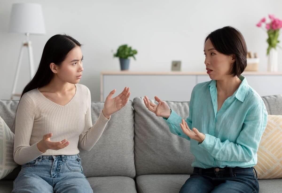 Gia đình xung đột vì mong muốn đi làm thêm lúc tuổi già của mẹ tôi - Ảnh 1. Gia đình xung đột vì mong muốn đi làm thêm lúc tuổi già của mẹ tôi - Ảnh 1.