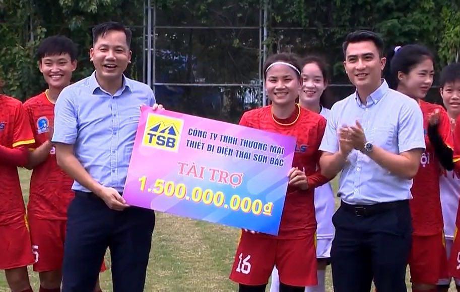 Thanh Nhã, Hoàng Thị Loan đón tin vui sau World Cup nữ 2023