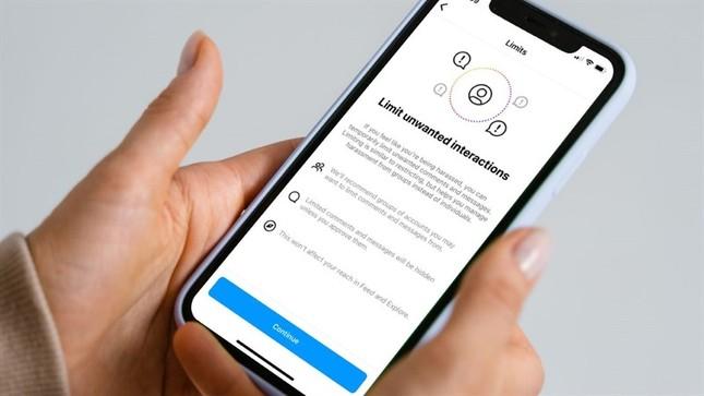 Instagram giới thiệu tính năng mới giúp bảo vệ người dùng khỏi quấy rối và lạm dụng - Ảnh 1. Instagram giới thiệu tính năng mới giúp bảo vệ người dùng khỏi quấy rối và lạm dụng - Ảnh 1.