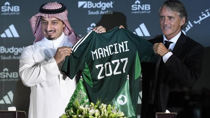 Dẫn dắt tuyển Ả Rập Saudi, Roberto Mancini quyết vô địch Asian Cup 2023 - Ảnh 1.