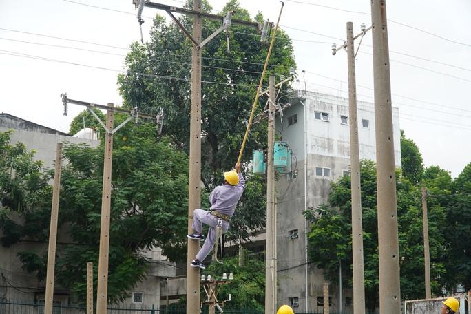 Lương khởi điểm hấp dẫn cho sinh viên nghề ra trường - Ảnh 3.