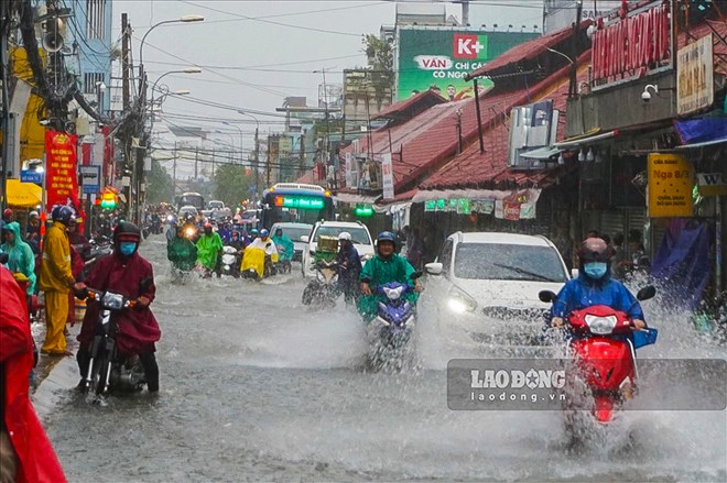 Cảnh báo mưa lớn từ Nghệ An đến Quảng Nam