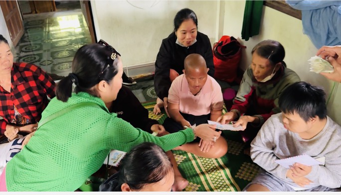 Cát Tường, Trung Dũng, Tiết Cương thăm bà con nghèo Gia Lai, Huế - Ảnh 11.