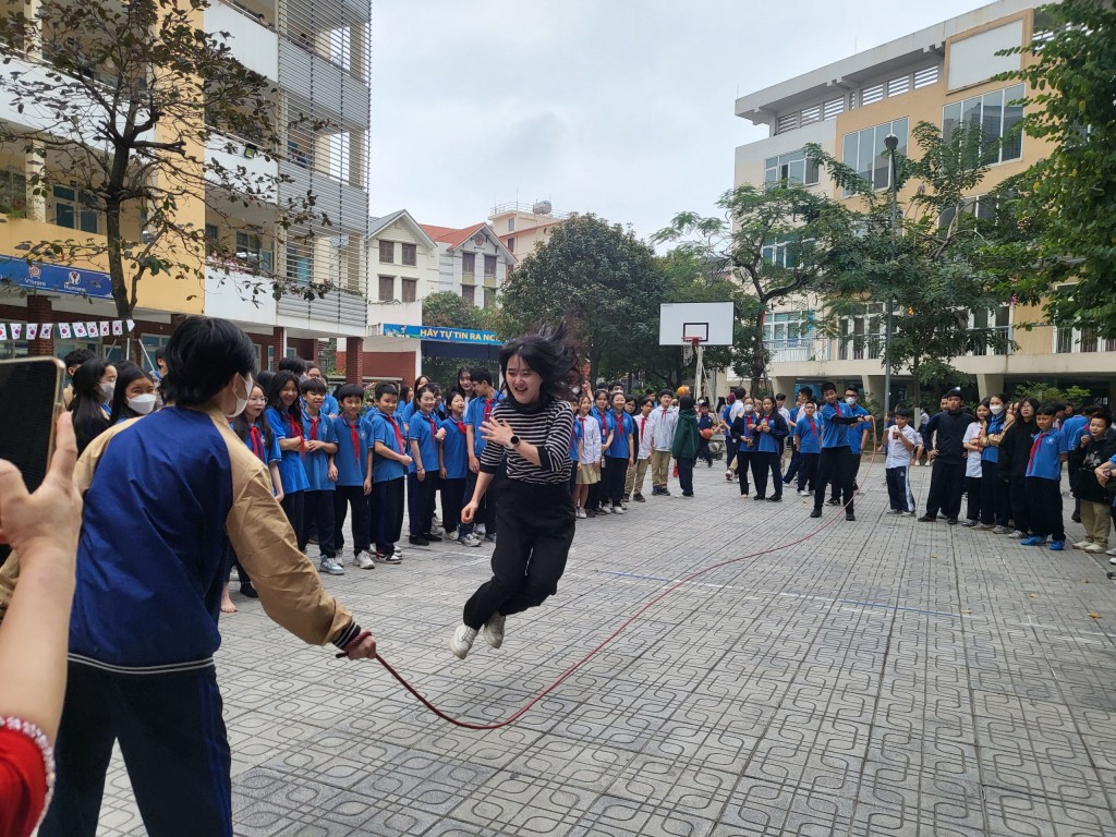 Những tiết học khó quên của học sinh Việt - Hàn