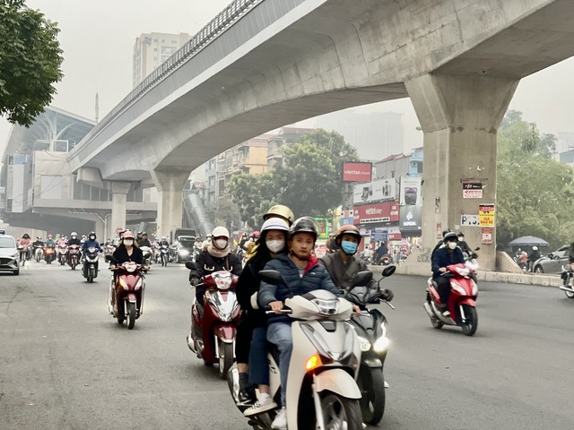 Thời tiết Hà Nội và miền Bắc sắp thay đổi khác biệt sau chuỗi ngày rét hại kéo dài - Ảnh 2.