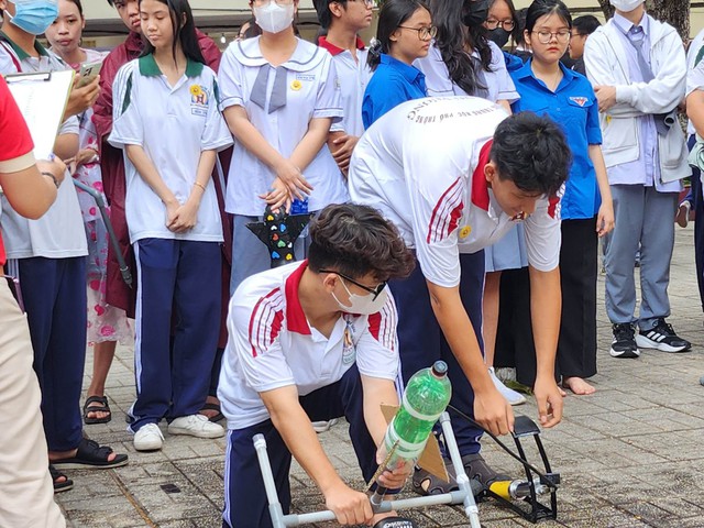 Những tiết học độc đáo, "phá vỡ" khuôn mẫu - Ảnh 4.