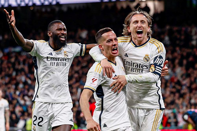 Modric toả sáng, Real Madrid xây chắc ngôi đầu La Liga