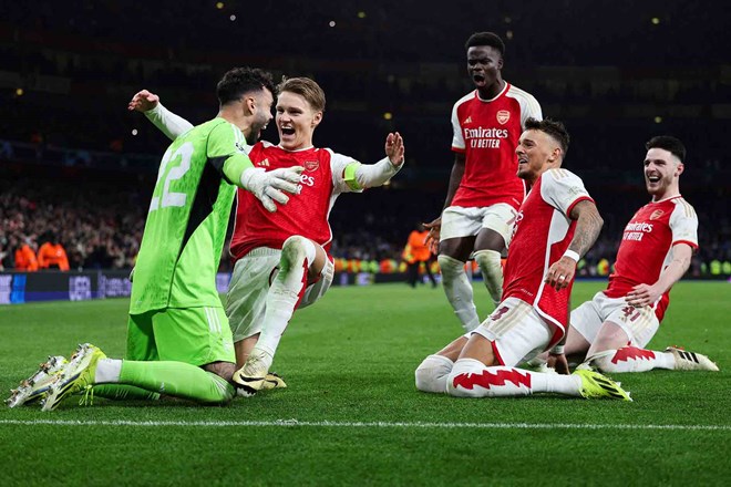 Cơn khát 14 năm của Arsenal tại Champions League đã được giải