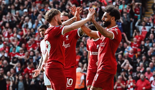 Tottenham thua đậm Liverpool, tự loại mình khỏi cuộc đua top 4