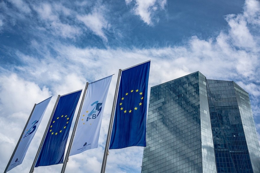 ECB sẽ bắt đầu cắt giảm lãi suất ngay cả khi cuộc chiến lạm phát vẫn tiếp diễn