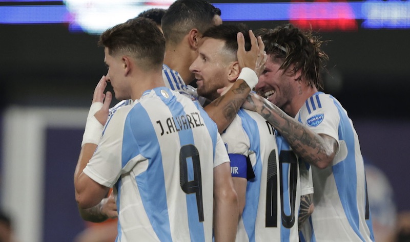 Tuyển Argentina có bàn thắng thứ 2. Ảnh: Copa America