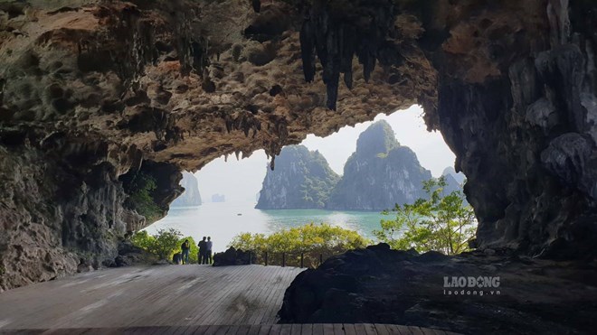 Khai thác đúng, đủ, bền lâu giá trị di sản địa chất của vịnh Hạ Long