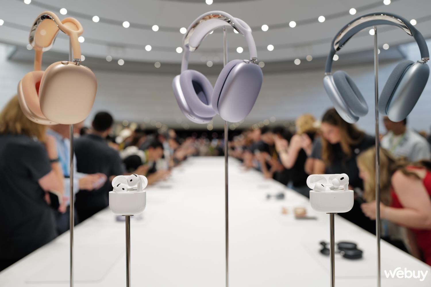 Trên tay Apple AirPods 4 và AirPods Max: Bản thường cũng có ANC, bản Pro thêm tính năng trợ thính, bản Max nâng cấp nhẹ- Ảnh 10.