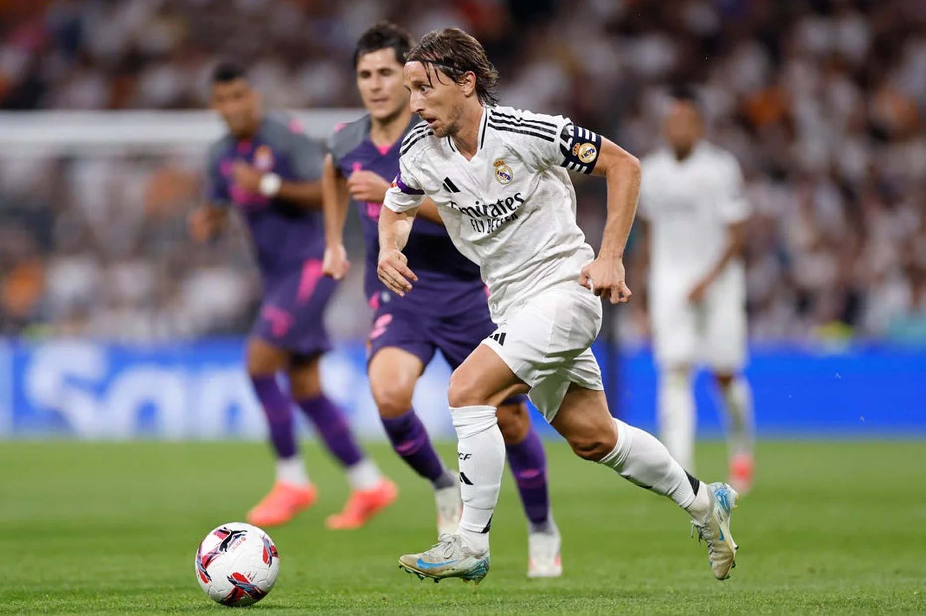 Luka Modric luôn cháy hết mình dù đã 39 tuổi. Ảnh: Real Madrid CF