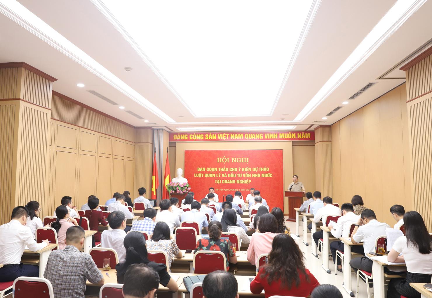 Bộ Tài chính đã tham mưu, soạn thảo trình Chính phủ trình Quốc hội dự án Luật Quản lý và đầu tư vốn nhà nước tại doanh nghiệp thay thế Luật Quản lý, sử dụng vốn nhà nước vào sản xuất, kinh doanh tại doanh nghiệp. 